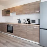 아파트 T&k Comfortable 3 With Balcony